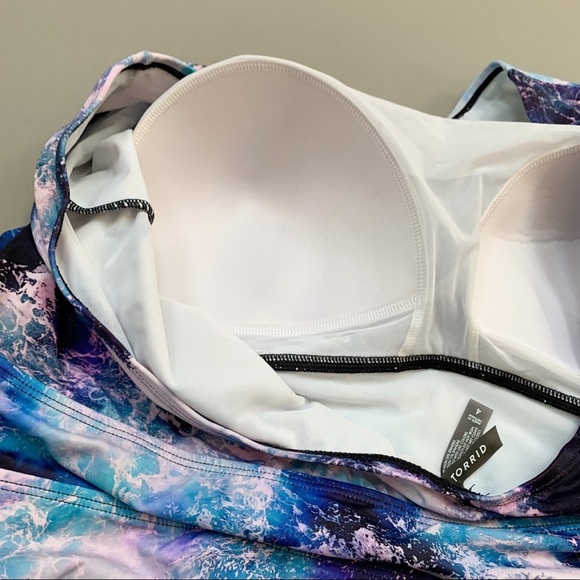 TORRID blue white pink ocean waves one piece swimsuit, 4X. - Picture 9 of 9